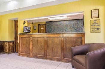 Knights Inn Мейкон Экстерьер фото
